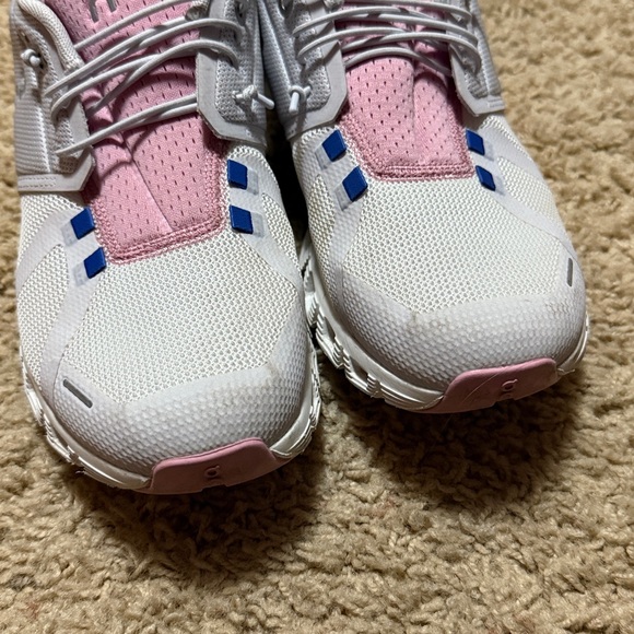 On Running 6 Mesh White and Pink Sneakers 9.5 - Picture 3 of 5
